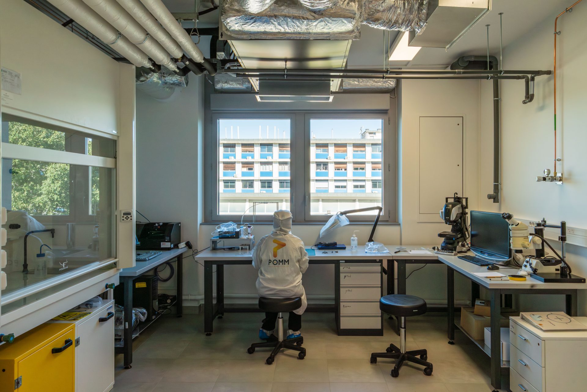 LM-038_20250926_MONTPELLIER_Laboratoires-CNRS_ATELIER-Aplus_par_Ludovic-Maillard_R2601